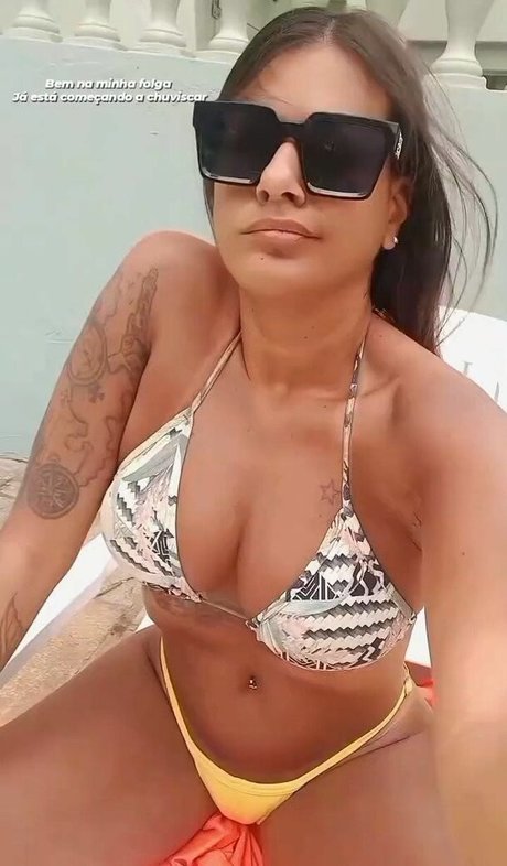 Photo nue de fuite OnlyFans de Caiala Tavares