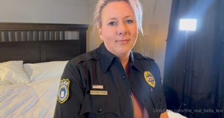 Lexi Bella