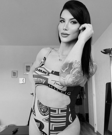 Victoria Carvalho