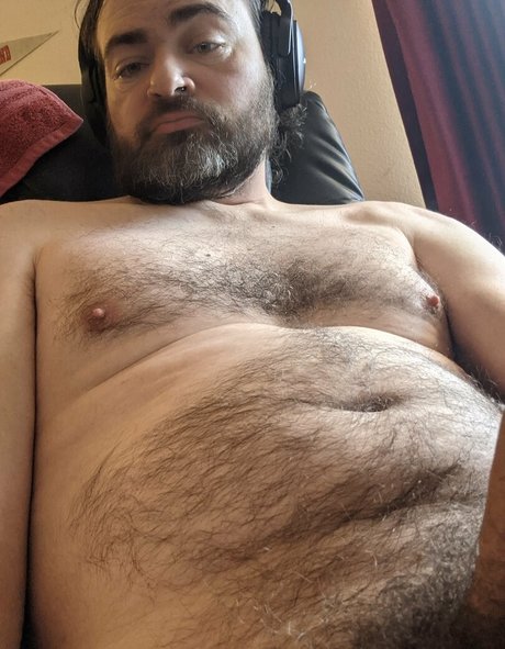 Naken läckt OnlyFans-bild av Hairhound
