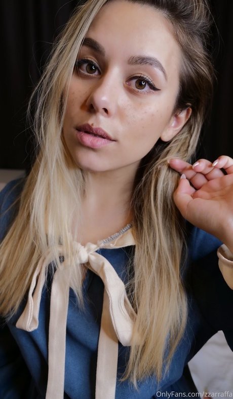 Honeygirl