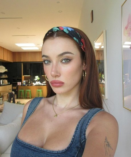 Foto di nudo di fuga di OnlyFans di Olivia Obrien