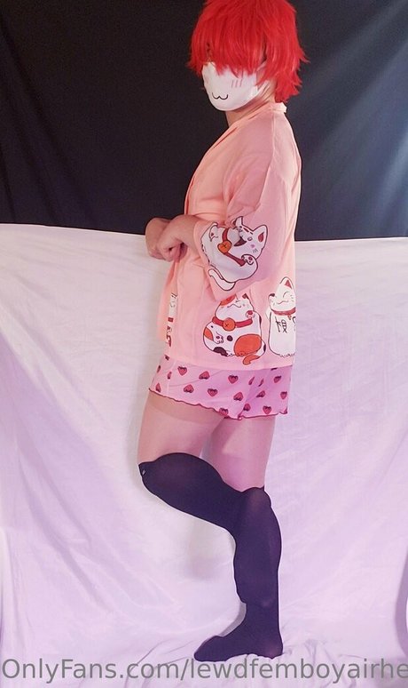 Lewdfemboyairhead