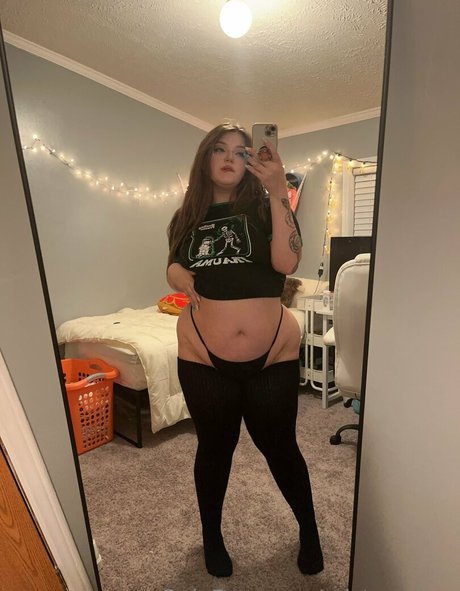 Naakte gelekte OnlyFans-foto van Mistressbao
