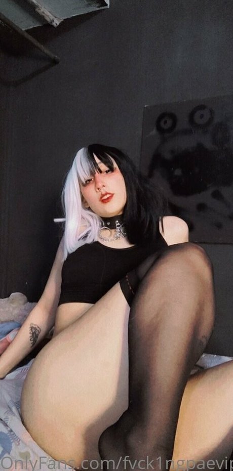 Photo nue de fuite OnlyFans de Playfulgothdomme