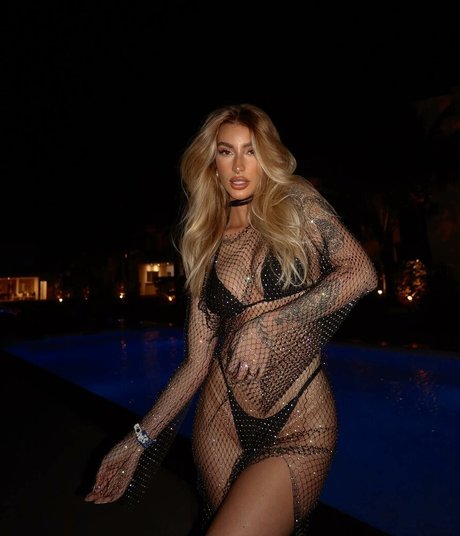 Naken läckt OnlyFans-bild av Vitoria Mondoni
