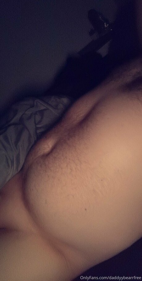 Обнаженная фотография утечки OnlyFans от Daddyybearrfree
