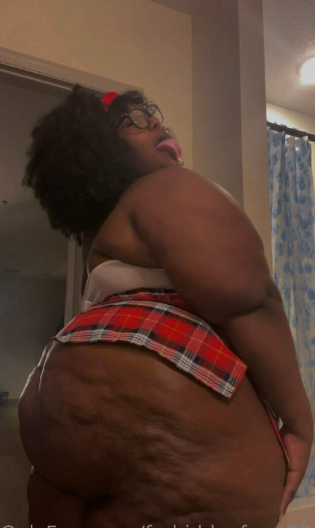 Forbiddenfruyt23