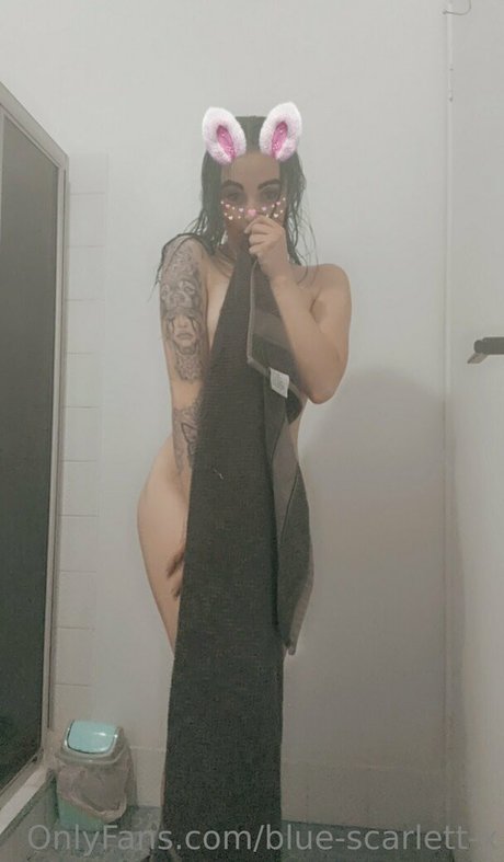 Bluescarlettx