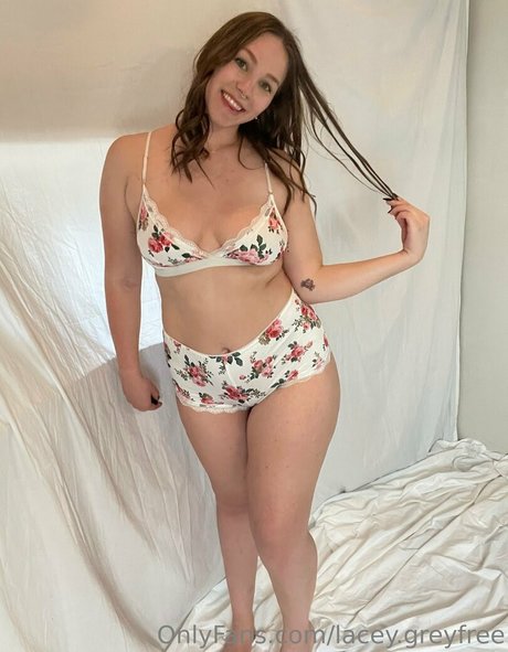 Laceygreyfree