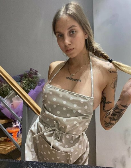 Naken lekkede OnlyFans-bilde av Sunnyanny