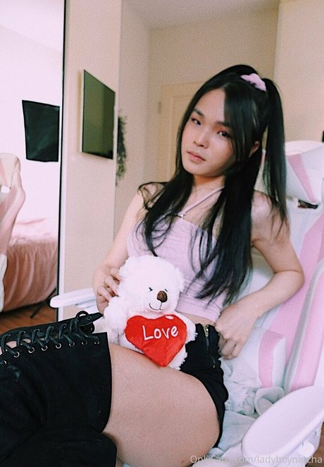 Alaston vuotanut OnlyFans-kuva Ladyboynatcha