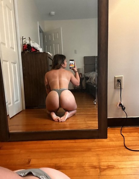 Naken läckt OnlyFans-bild av Itsgigi4real