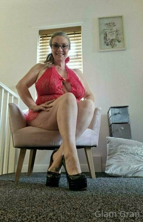 Glamgran56