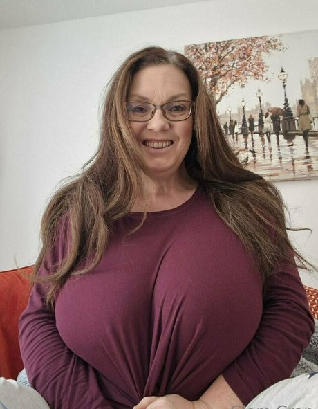 Glamgran56