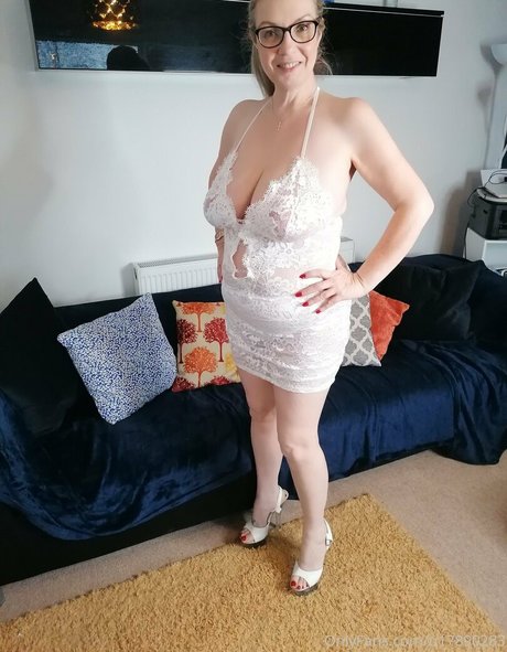 Glamgran56