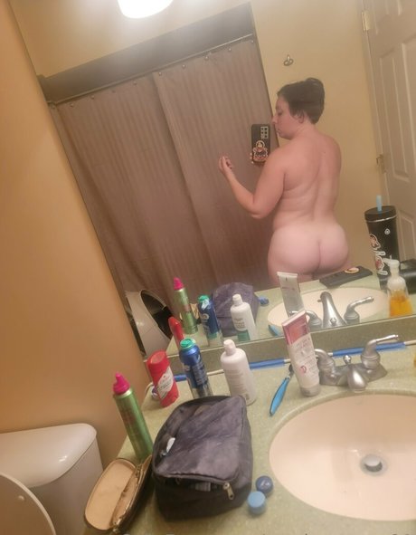 Nacktes geleaktes OnlyFans-Foto von Trashqueen01