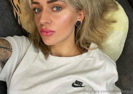 Naken läckt OnlyFans-bild av Niicoleamyx
