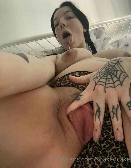Naken läckt OnlyFans-bild av Xxxgothdollxxx