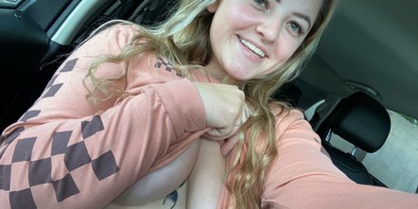 Naken läckt OnlyFans-bild av Blue Collar Baby