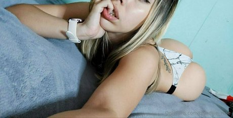 Blondiiierose