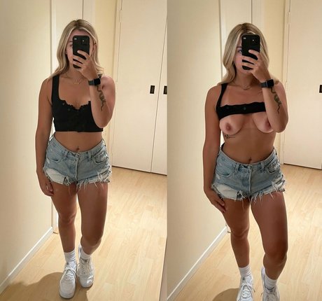 Foto desnuda filtrada de OnlyFans de Bottleservicegirl