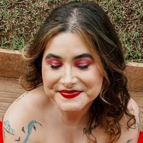 Naken läckt OnlyFans-bild av Alice Aquino