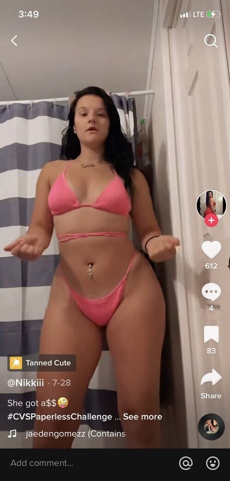 Naakte gelekte OnlyFans-foto van Nikkigurl96