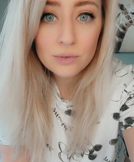Lottielushloves