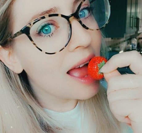 Lottielushloves