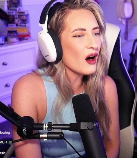 BasicWitGirl