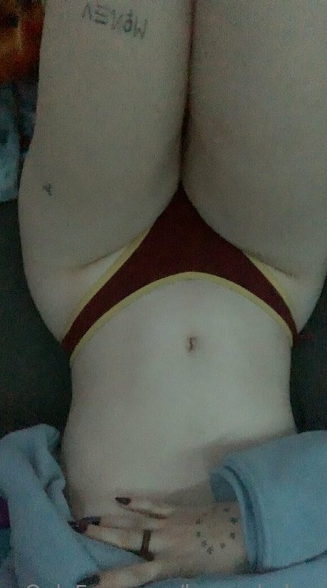 Naakte gelekte OnlyFans-foto van Bunnybabes