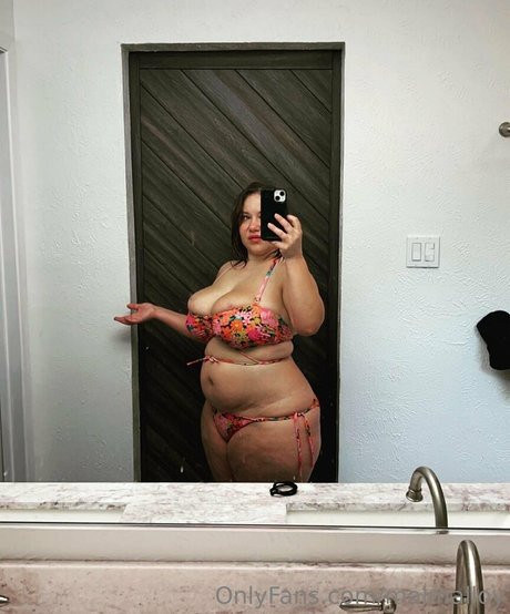 Naken läckt OnlyFans-bild av Malmalloy