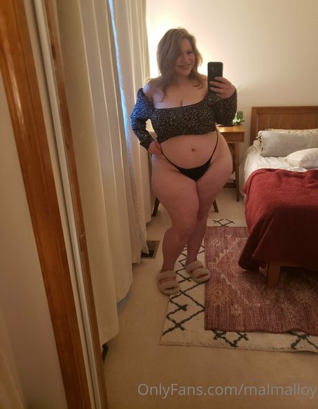 Nacktes geleaktes OnlyFans-Foto von Malmalloy