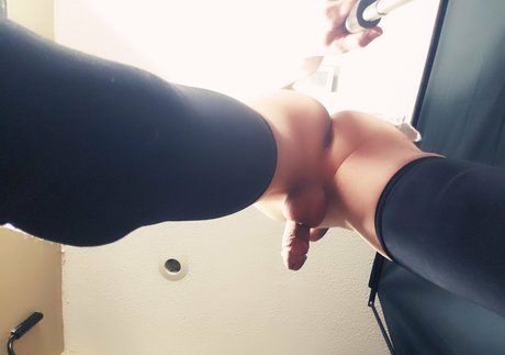 Alaston vuotanut OnlyFans-kuva Reiemi