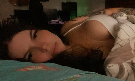 Naakte gelekte OnlyFans-foto van Gabimancinii