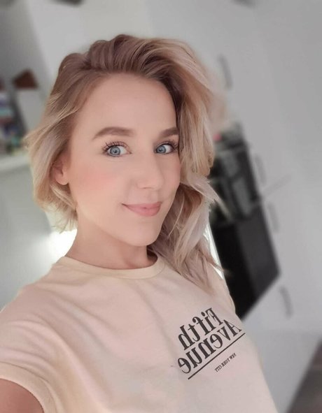 Ashley Ashton