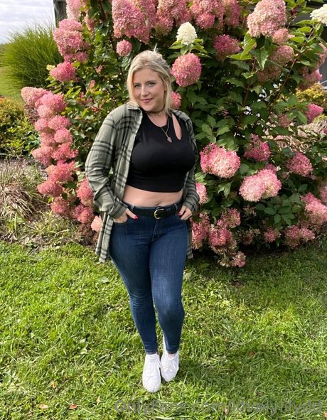 Lovelylilyd