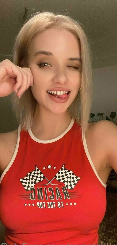 Naken läckt OnlyFans-bild av Sweet Aliceee