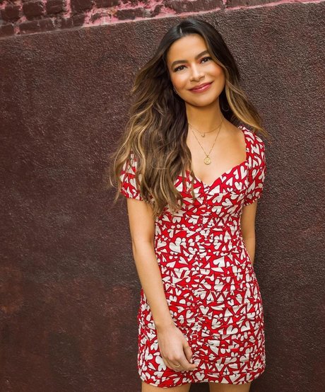 Miranda Cosgrove