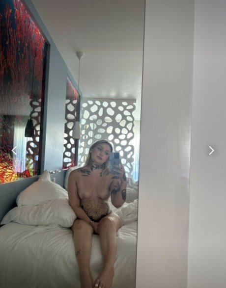 Naken läckt OnlyFans-bild av Karleexrosee