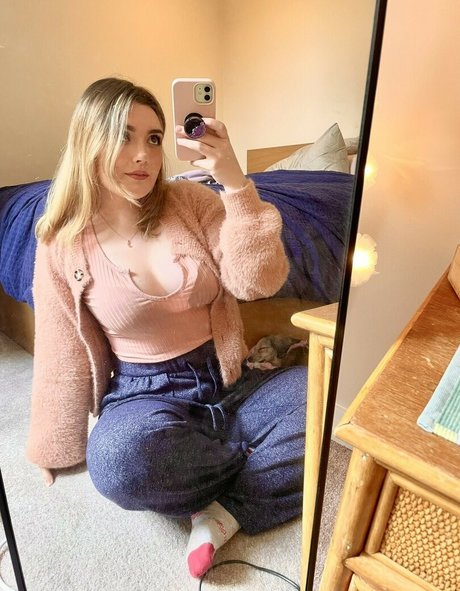 Naken läckt OnlyFans-bild av Poopernoodle