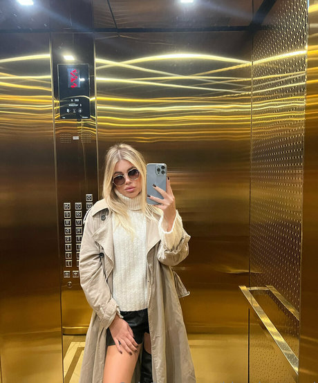 Blondyangel