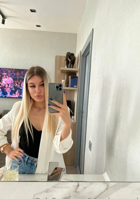 Blondyangel