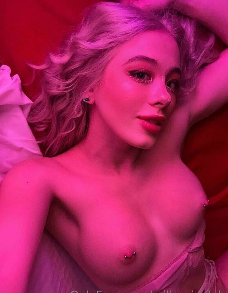 Naakte gelekte OnlyFans-foto van Millavipclub