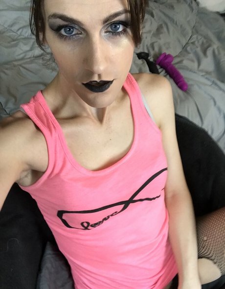 Naken läckt OnlyFans-bild av Spicy Kendra