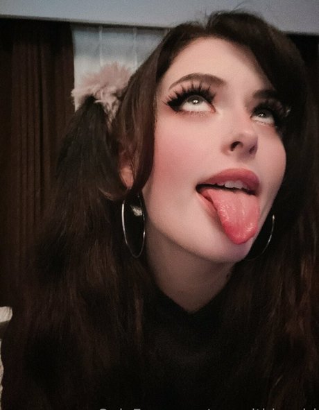 Yosadthiccgirl
