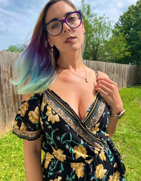 Alaston vuotanut OnlyFans-kuva Christie Skylar