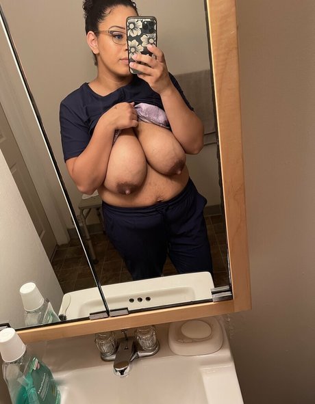 Xoxomaira
