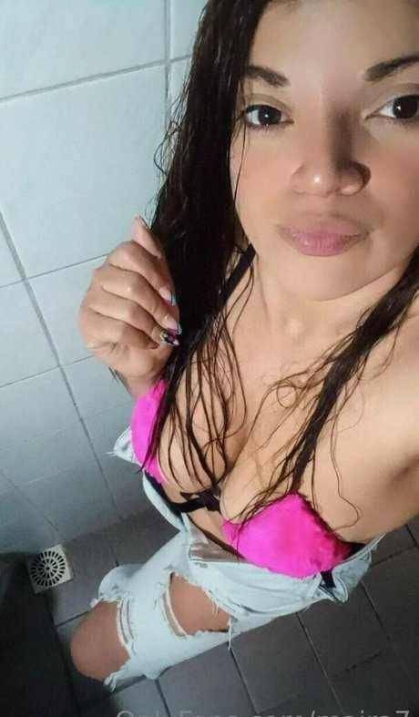 Nahá fotka uniklých OnlyFans od Maira7